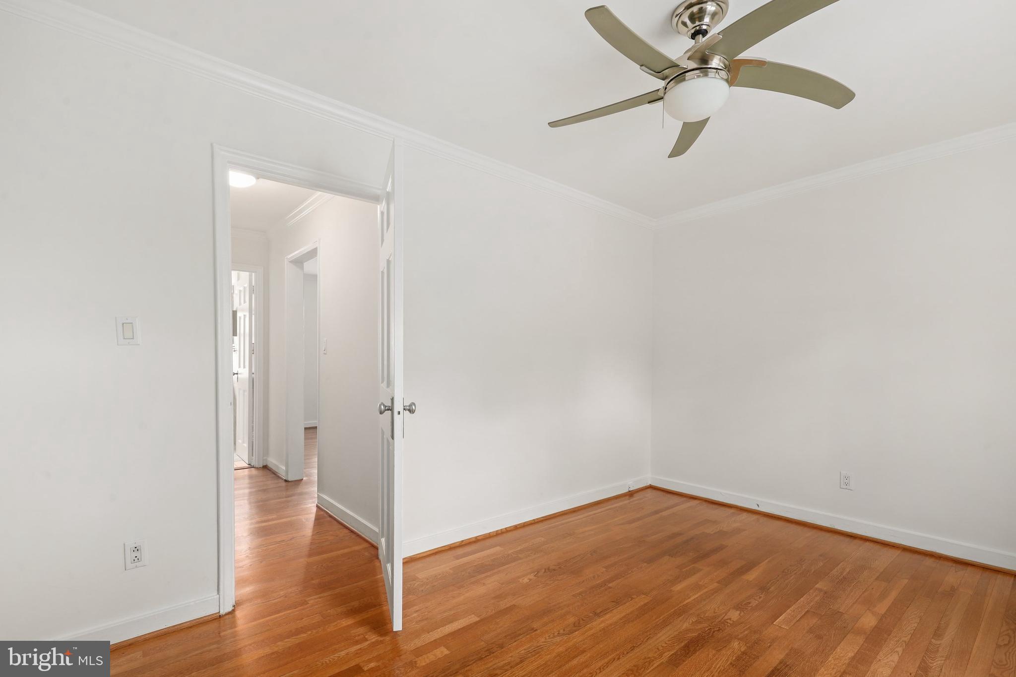 205 East Glebe Road, Unit E Alexandria, VA 22305 - Photo 16 of 20