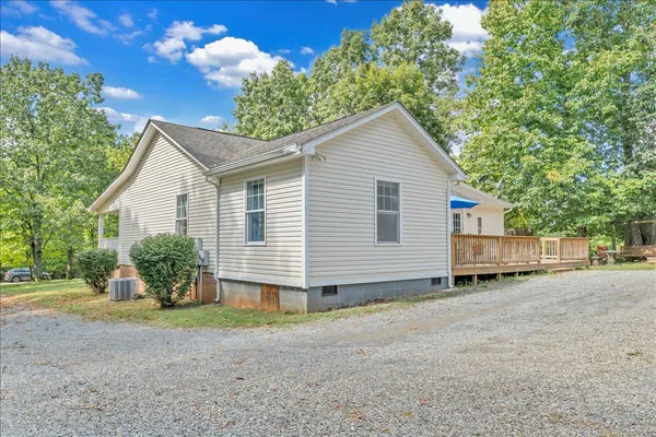 $300,000 | 5642 Altice Road, Moneta, VA 24121