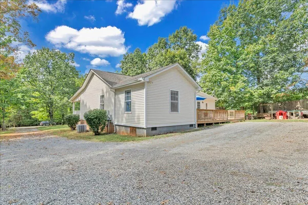 $300,000 | 5642 Altice Road, Moneta, VA 24121