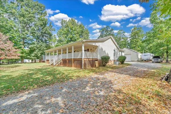$300,000 | 5642 Altice Road, Moneta, VA 24121