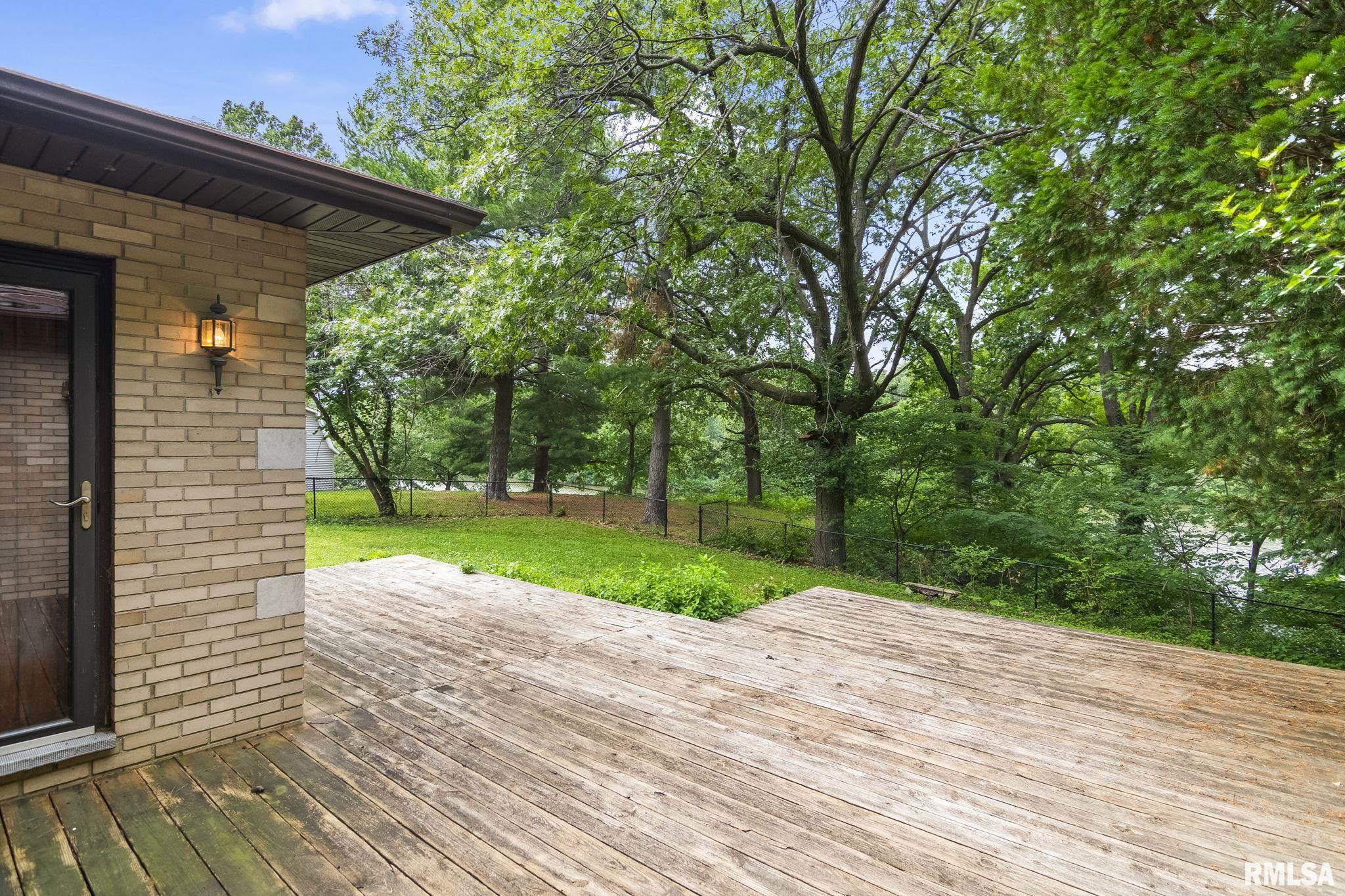 21 West Hazel Dell Lane Springfield, IL 62703 - Photo 32 of 39 Gallery Image 32