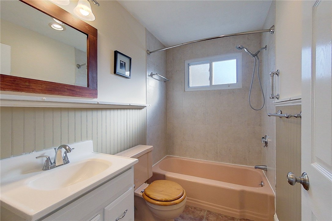 33 Ridgeway Drive Warren, RI 02885 - Photo 18 of 41 Gallery Image 18