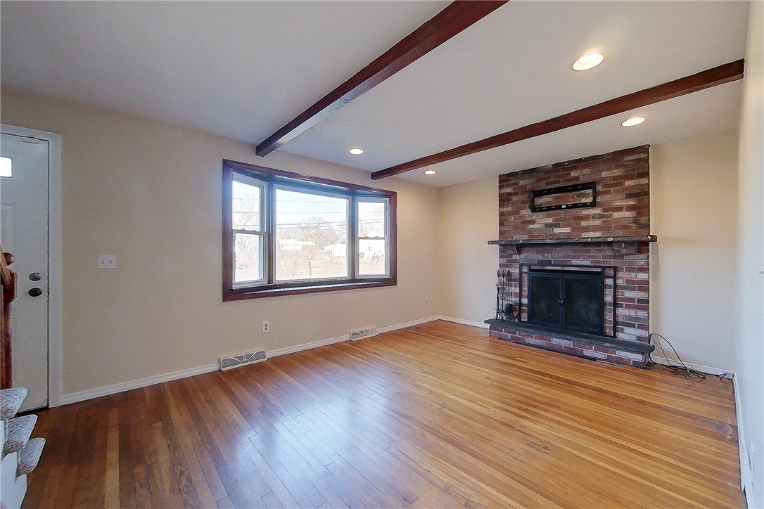 33 Ridgeway Drive Warren, RI 02885 - Photo 10 of 41 Gallery Image 10