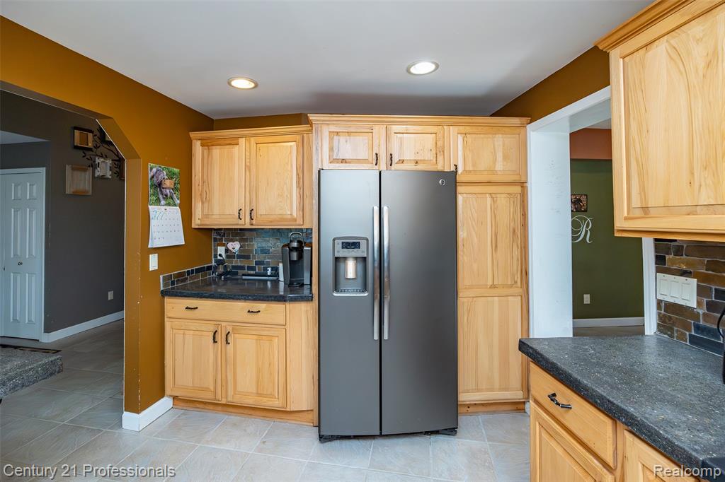 3251 Mann Road Clarkston, MI 48346 - Photo 16 of 41