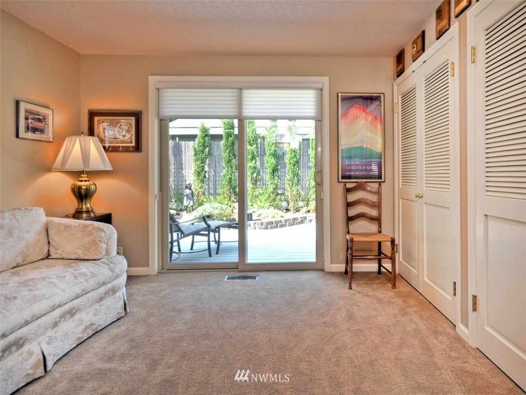 8943 Northeast 192nd Place Bothell, WA 98011 - Photo 20 of 24 Gallery Image 20