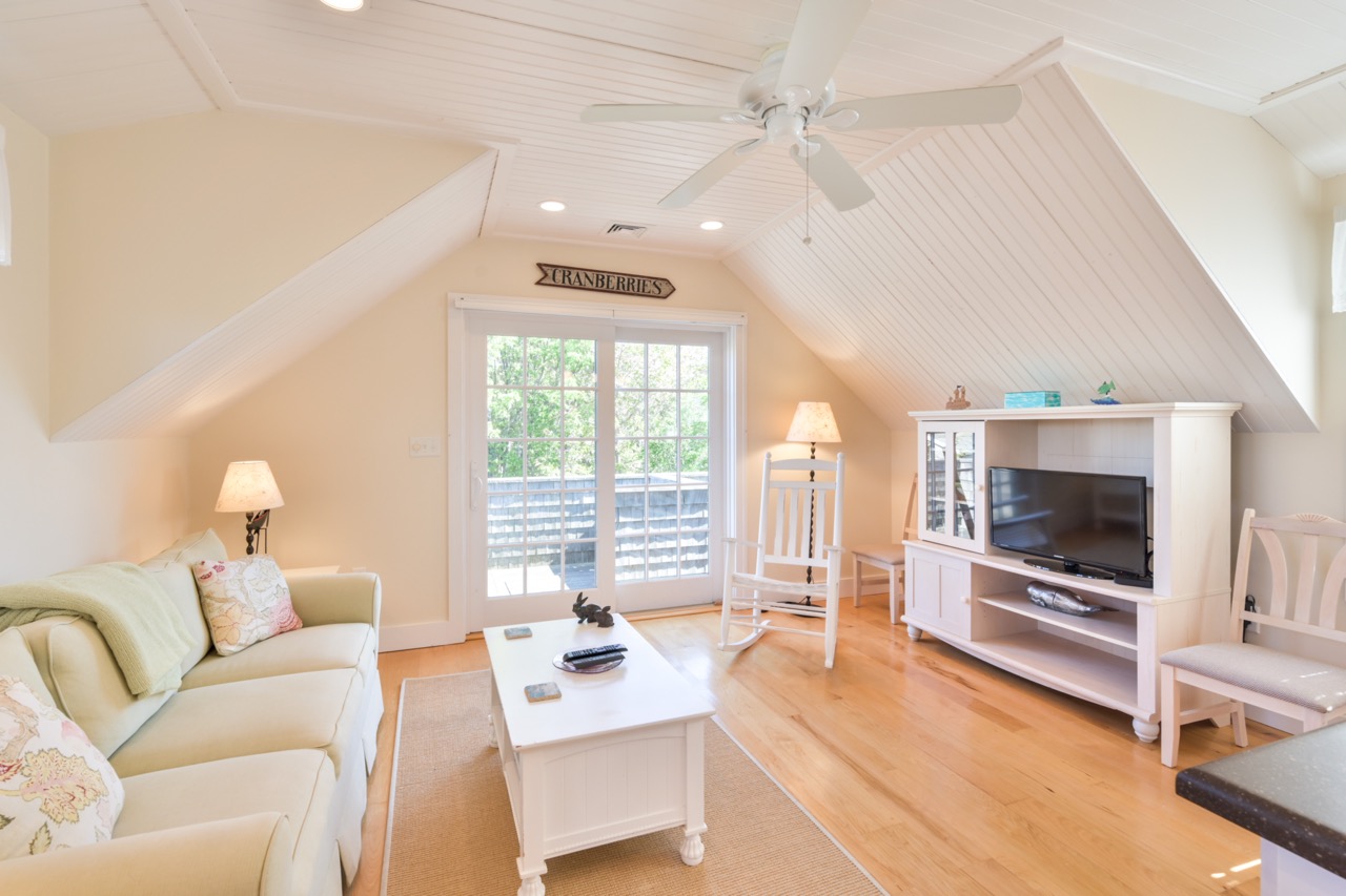 78 Cliff Road Nantucket, MA 02554 - Photo 26 of 32 Gallery Image 26