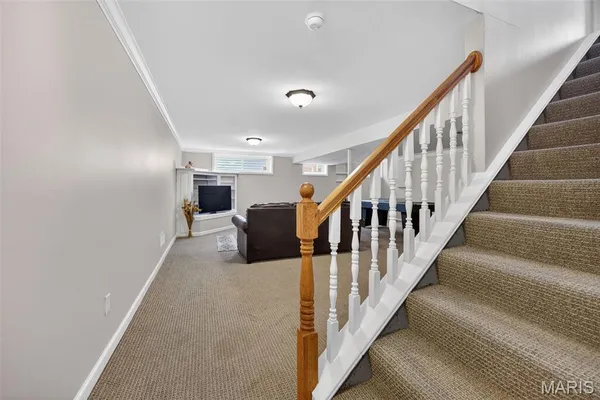 $489,000 | 323 Oakleigh Woods Drive, Ballwin, MO 63011