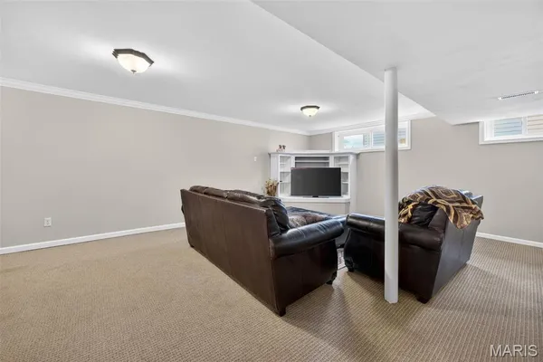 $489,000 | 323 Oakleigh Woods Drive, Ballwin, MO 63011