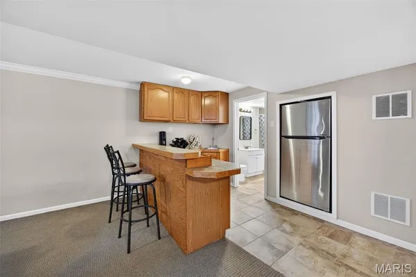 $489,000 | 323 Oakleigh Woods Drive, Ballwin, MO 63011