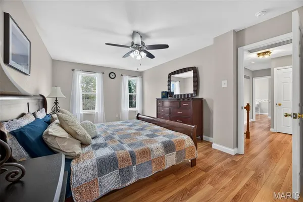 $489,000 | 323 Oakleigh Woods Drive, Ballwin, MO 63011