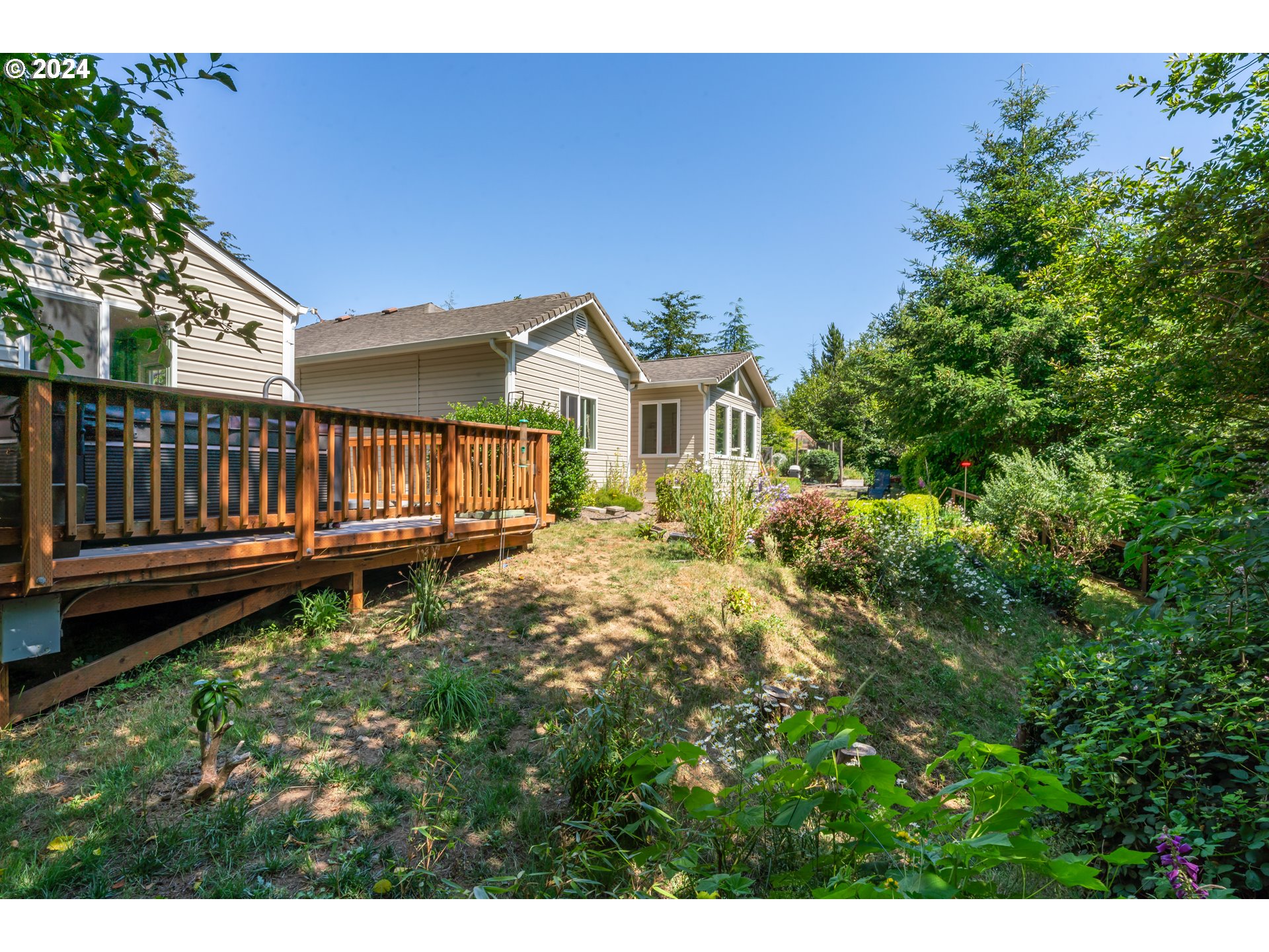 5594 Chittum Loop Florence, OR 97439 - Photo 28 of 39 Gallery Image 28