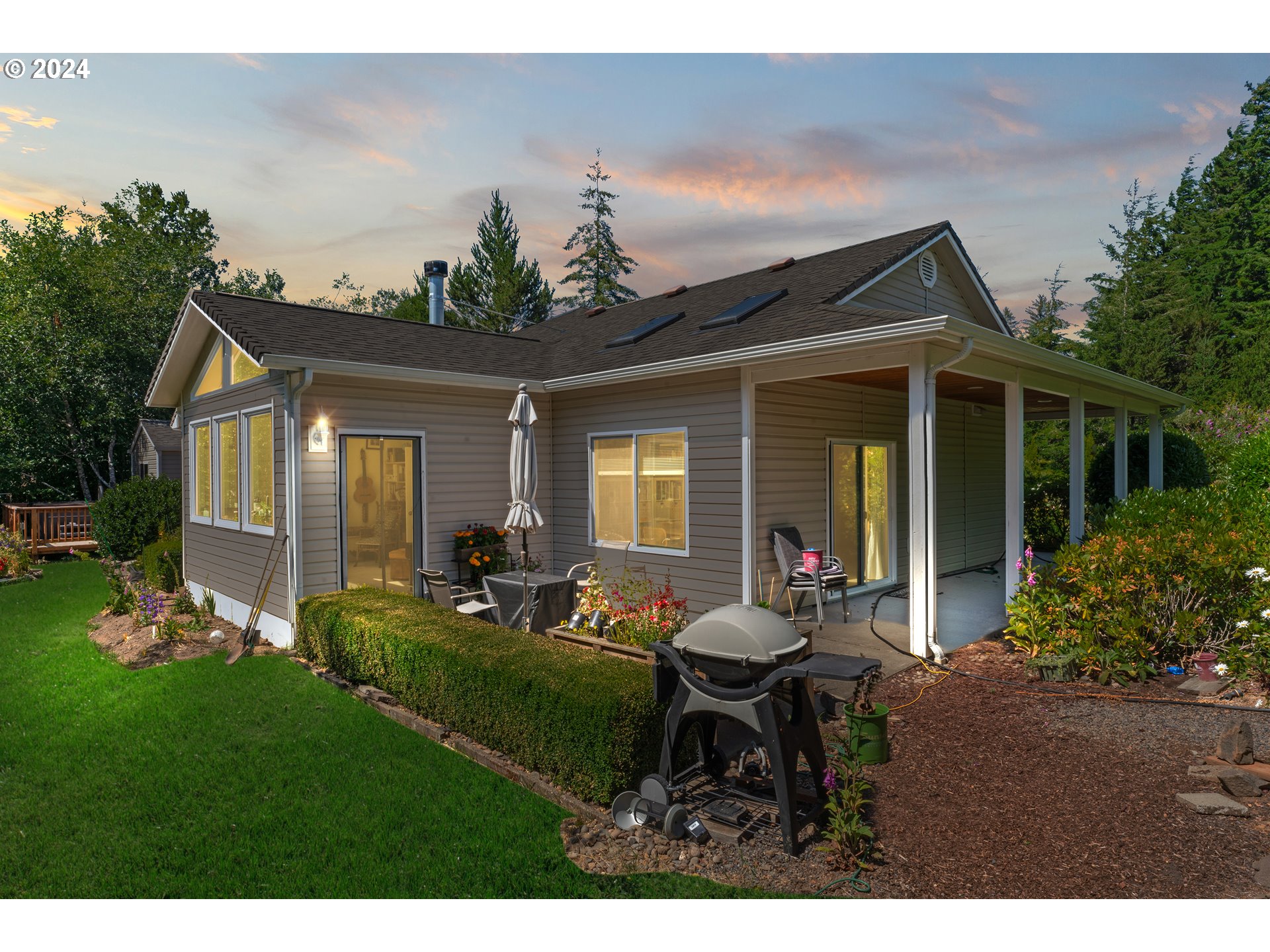 5594 Chittum Loop Florence, OR 97439 - Photo 31 of 39 Gallery Image 31