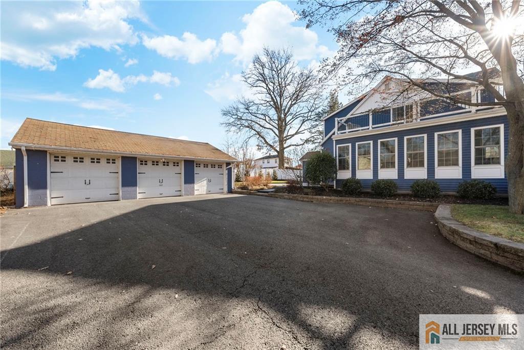 2 Goodwill Place Metuchen, NJ 08840 - Photo 7 of 49