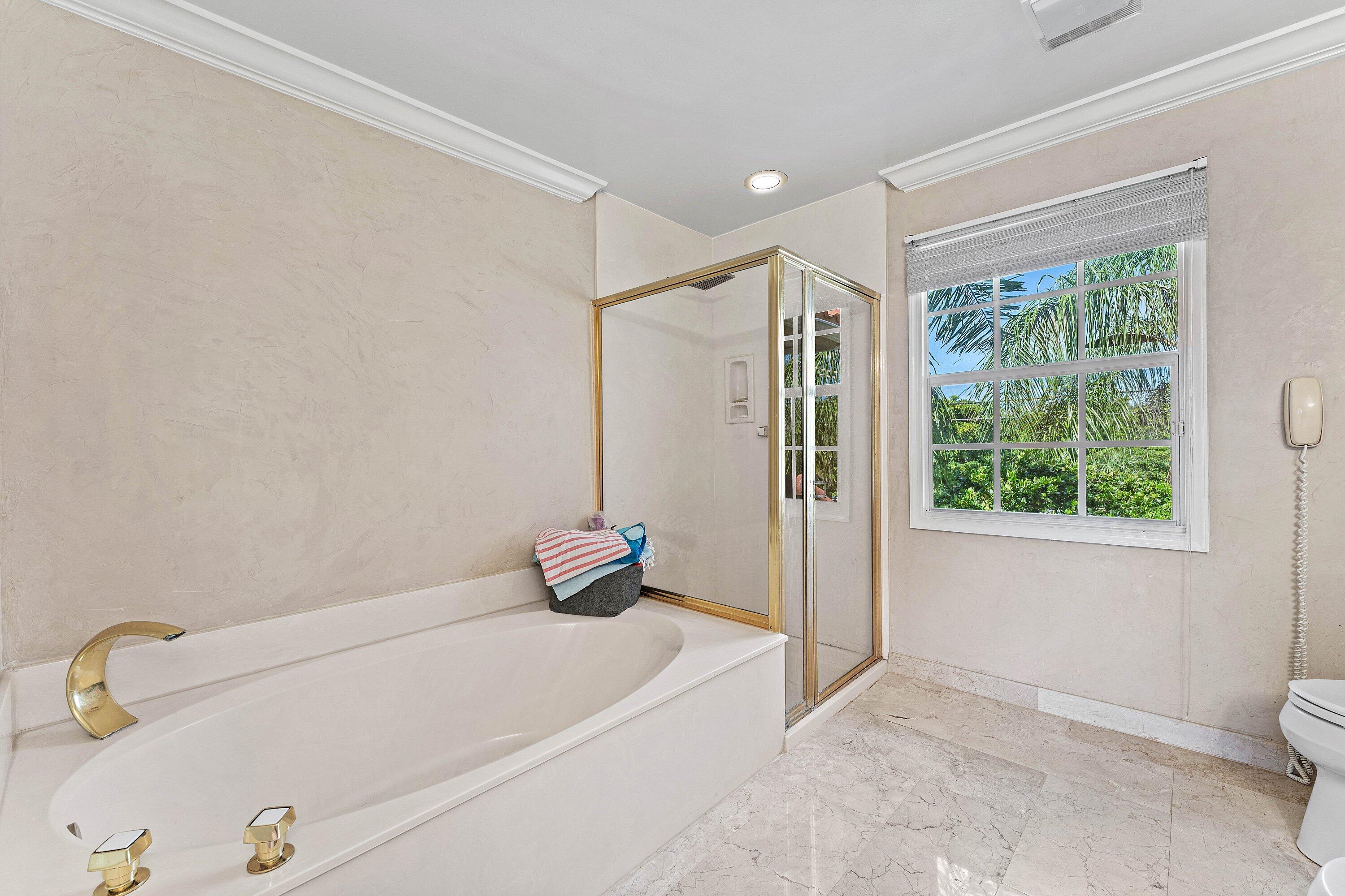 2350 Northwest 5th Avenue Boca Raton, FL 33431 - Photo 23 of 34 025-2350Northwest5thAvenue-BocaRaton-FL-