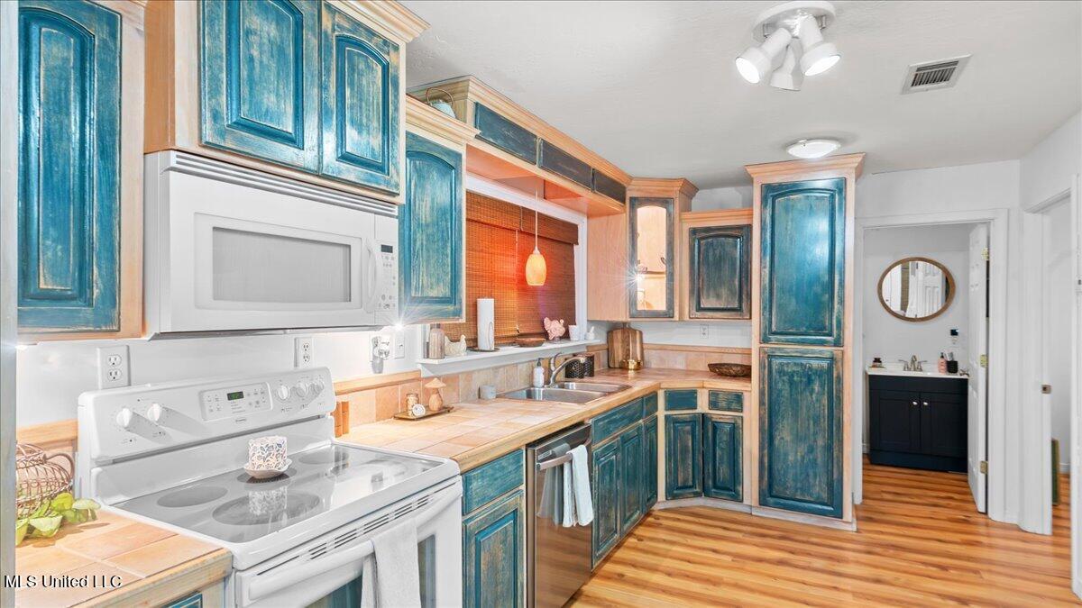 131 River Loop Beaumont, MS 39423 - Photo 11 of 30 12-S2A08304