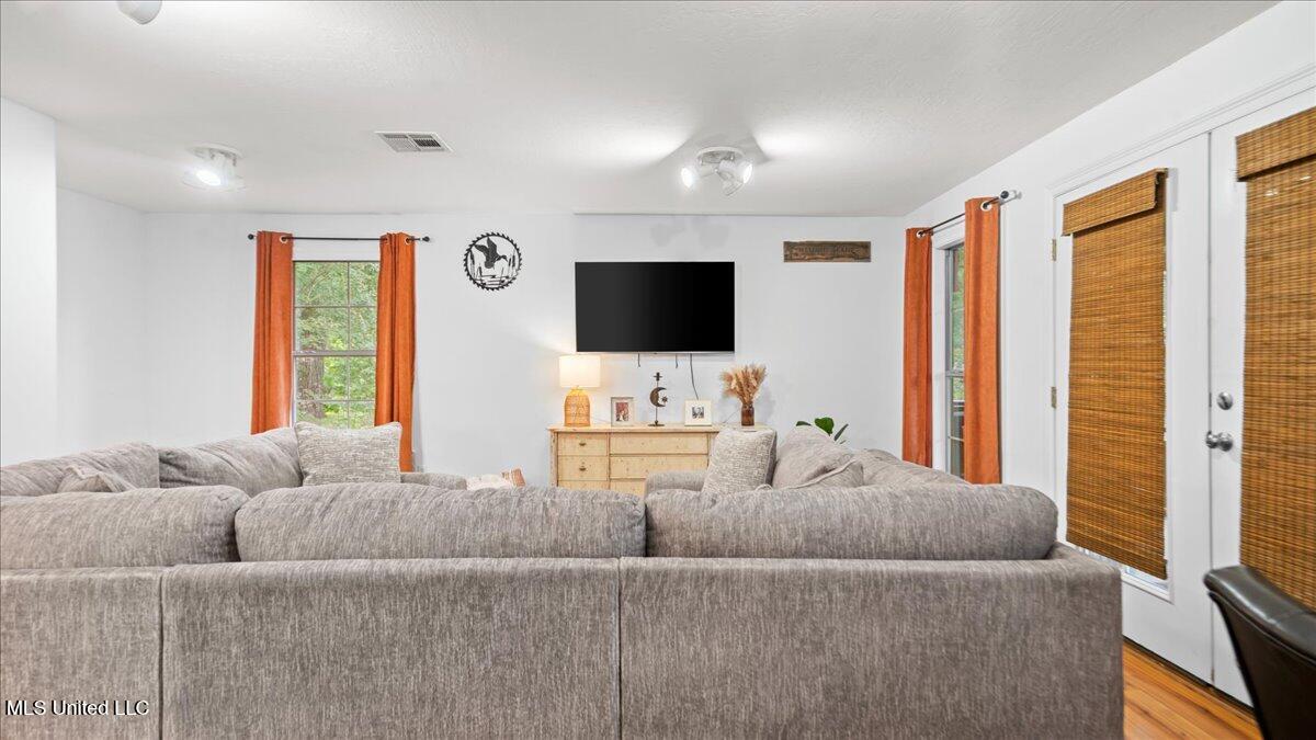 131 River Loop Beaumont, MS 39423 - Photo 6 of 30 07-S2A08259