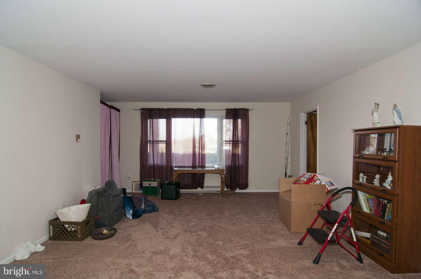 1665 Daisy Road Woodbine, MD 21797 - Photo 10 of 24 Living Room
