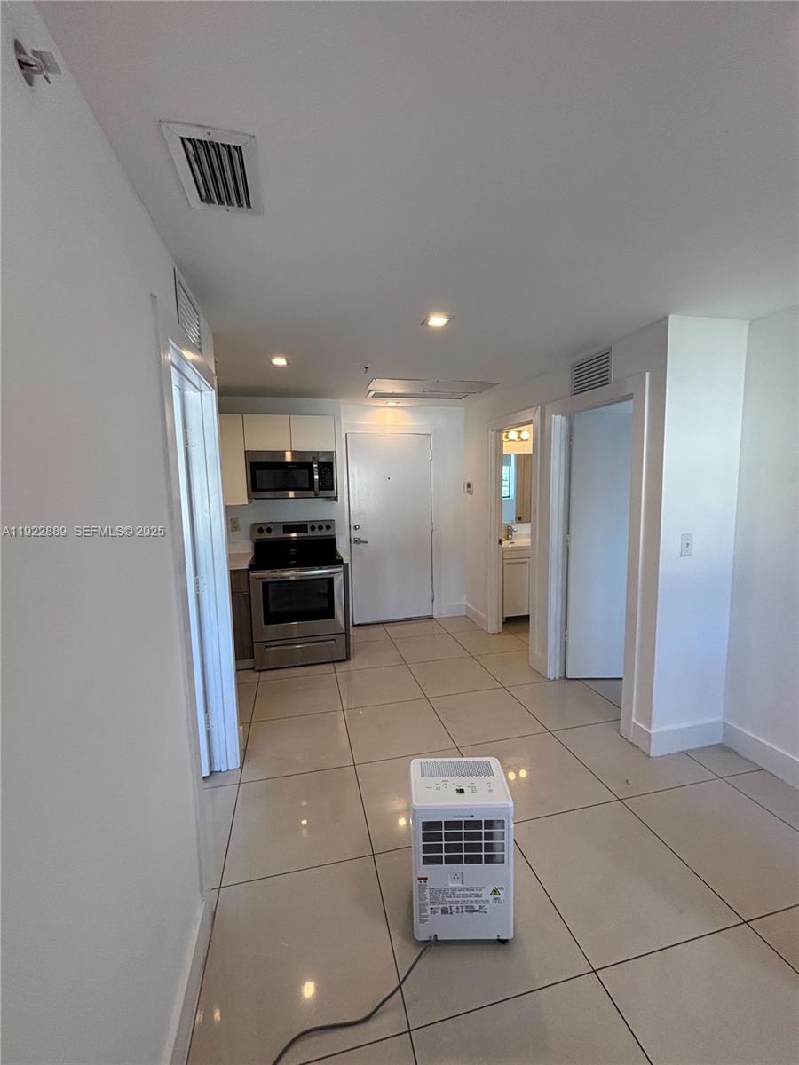 829 Southwest 18th Avenue, Unit 206 Miami, FL 33135 - Photo 3 of 12