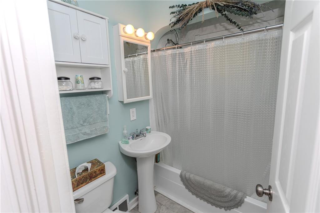 57 8th Street Uniontown, PA 15401 - Photo 22 of 40