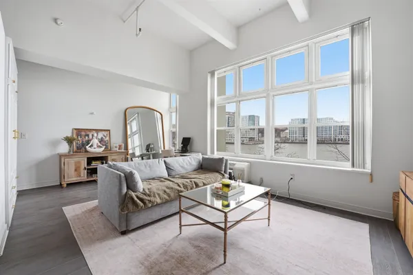 $3,975 | 1500 Washington Street, Unit 2J, Hoboken, NJ 07030