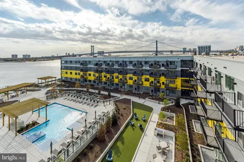 $2,035 | 501-31 North Christopher Columbus Boulevard, Unit 2624, Philadelphia, PA 19123