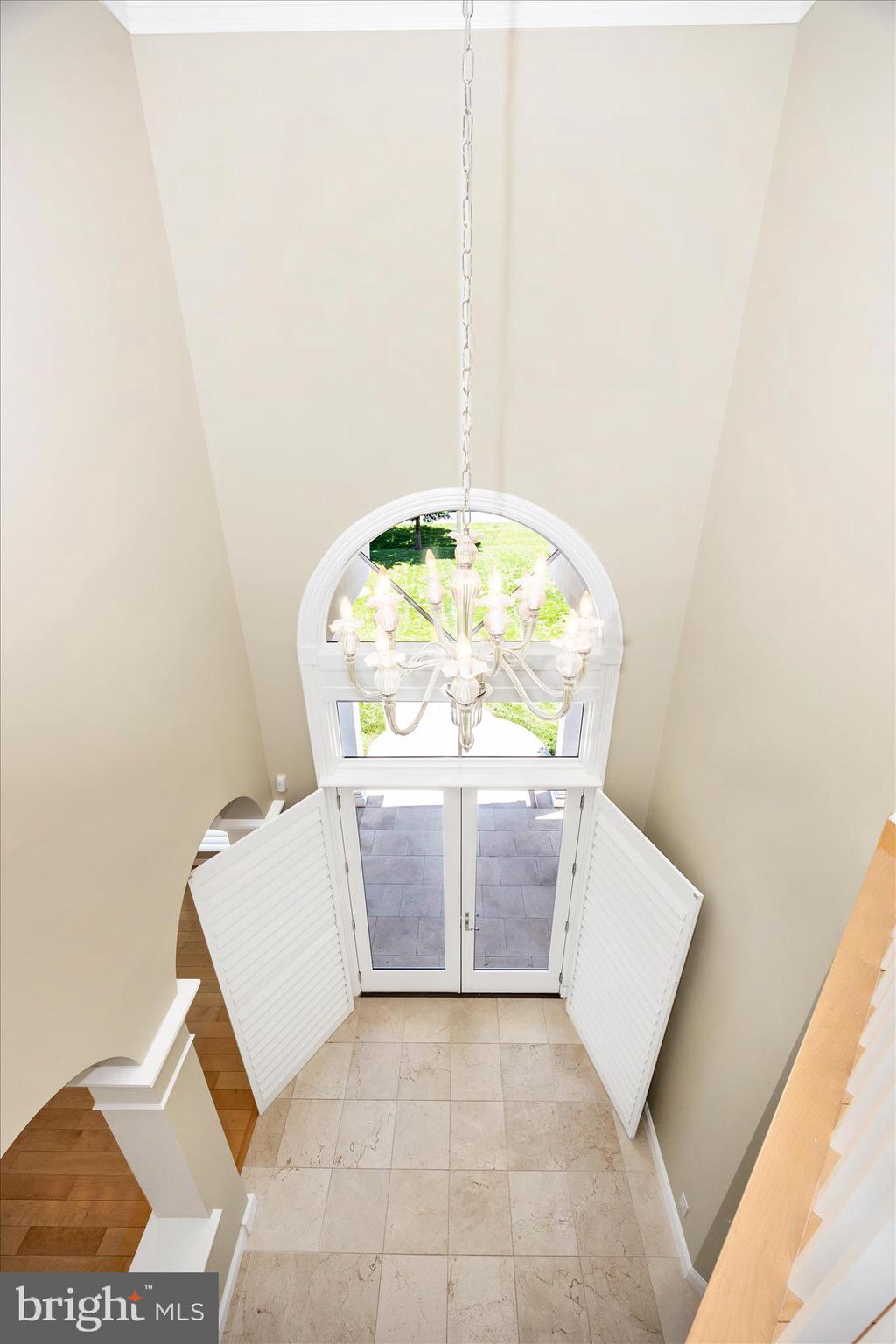 21612 Ripplemead Drive Gaithersburg, MD 20882 - Photo 48 of 129 Foyer From Above