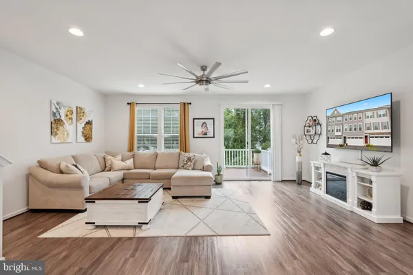 $3,490 | 9154 Wyche Knoll Lane, Manassas, VA 20110