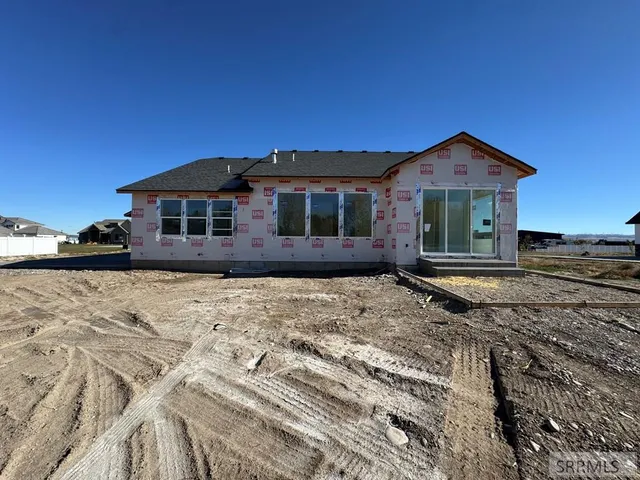 $670,000 | 1586 North 805 East, Shelley, ID 83274