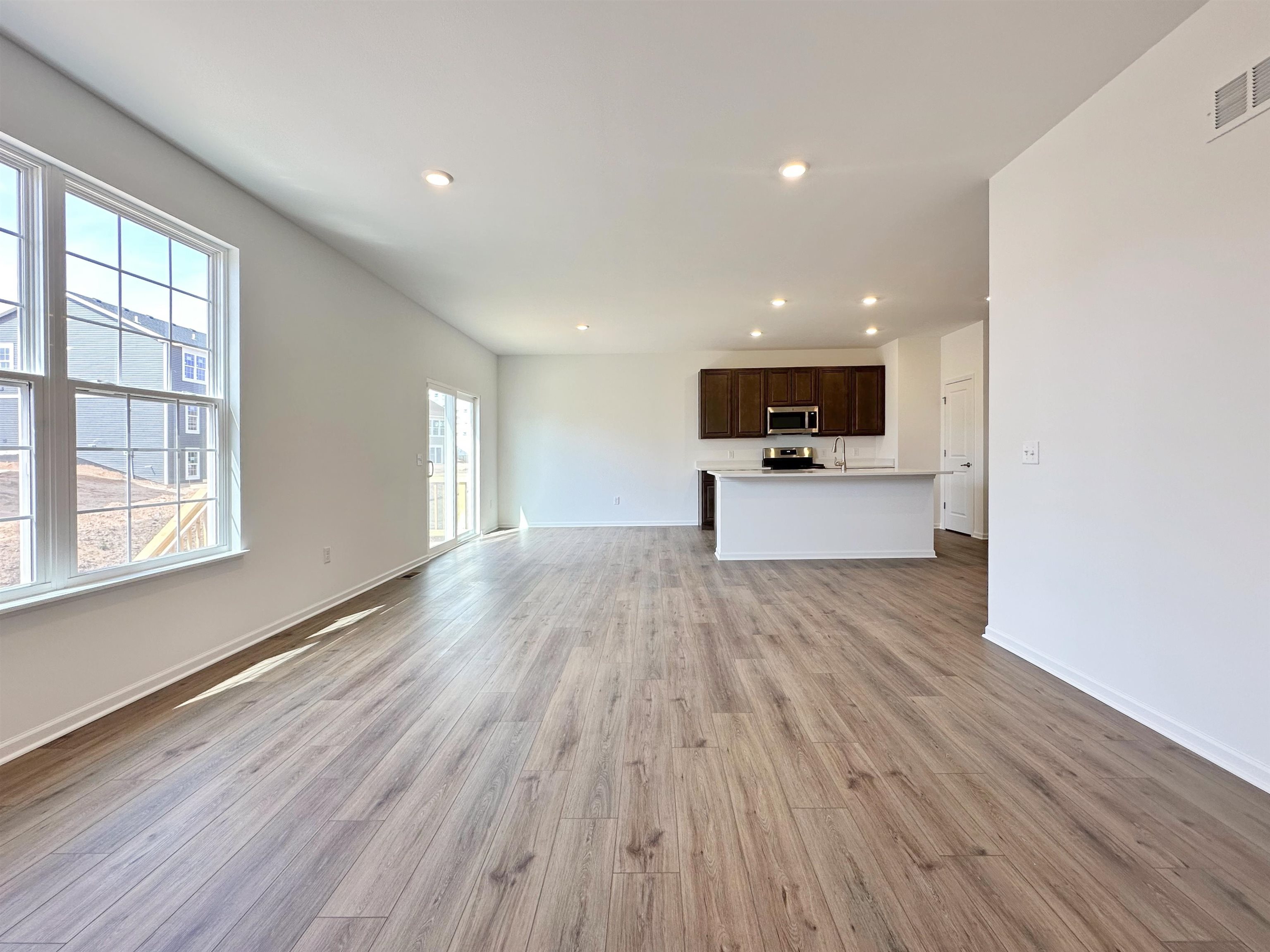 114 O'brien, Unit 12 Columbus, WI 53925 - Photo 10 of 25