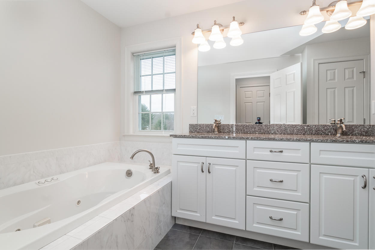 25 River's Edge Drive Portland, ME 04102 - Photo 22 of 40 21