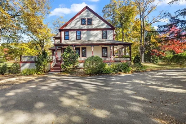 $1,075,000 | 451 Gleasondale Road, Stow, MA 01775