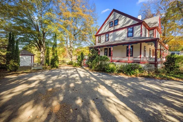 $1,075,000 | 451 Gleasondale Road, Stow, MA 01775