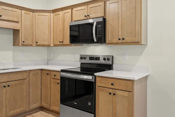 $1,825 | 320 South 7th Street, Unit C, Clarksville, TN 37040