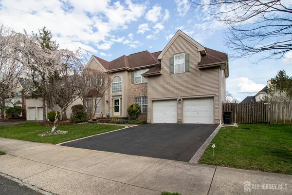 $950,000 | 10 Sequoia Drive, Dayton, NJ 08810