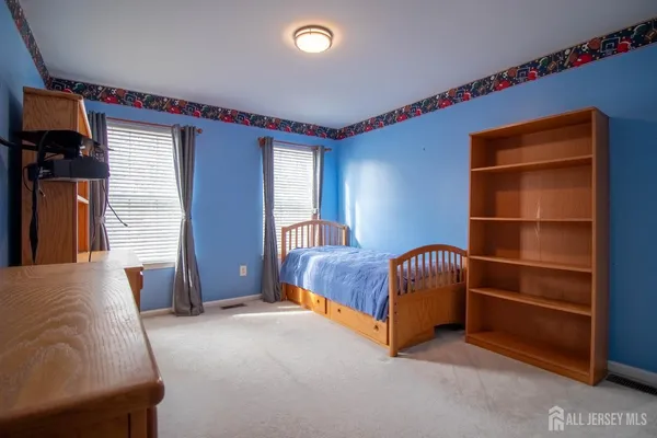 $950,000 | 10 Sequoia Drive, Dayton, NJ 08810