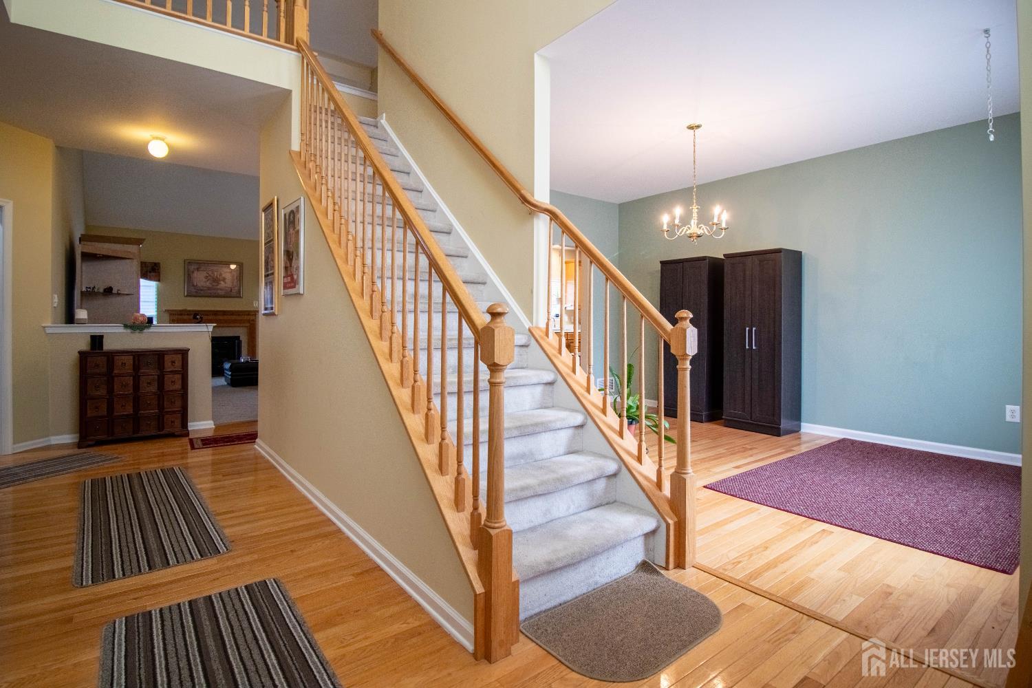 10 Sequoia Drive Dayton, NJ 08810 - Photo 6 of 35