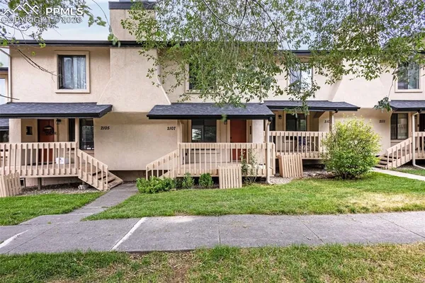 $300,000 | 2107 Mt Washington Avenue, Colorado Springs, CO 80906