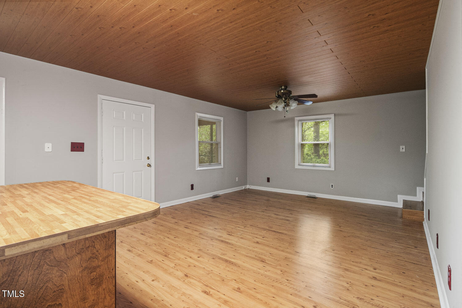 952 Glover Road Dunn, NC 28334 - Photo 7 of 31 a view of an empty room and window
