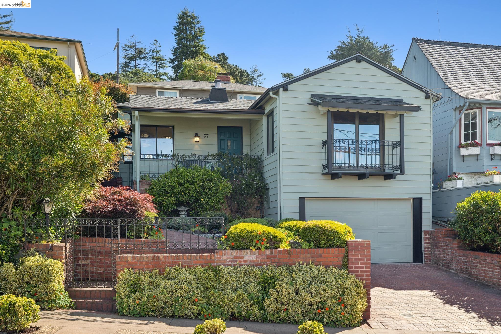 37 Kenyon Avenue Kensington, CA 94708 - Photo 1 of 60