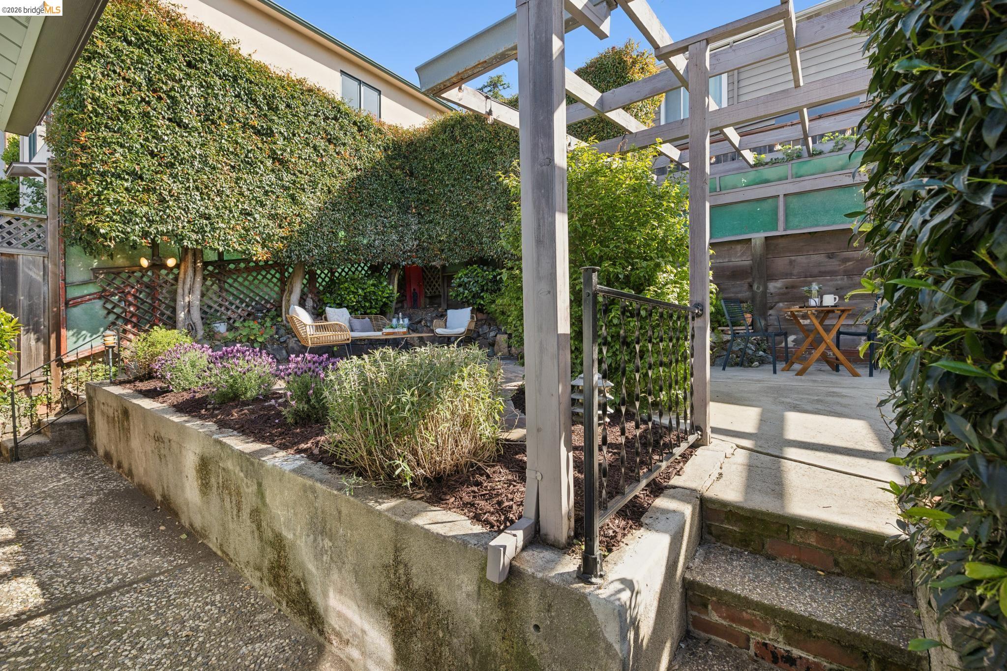 37 Kenyon Avenue Kensington, CA 94708 - Photo 43 of 60