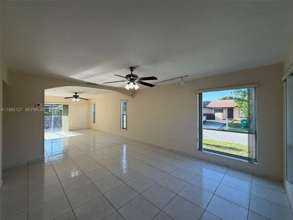 $2,950 | 11938 Southwest 122nd Court, Miami, FL 33186