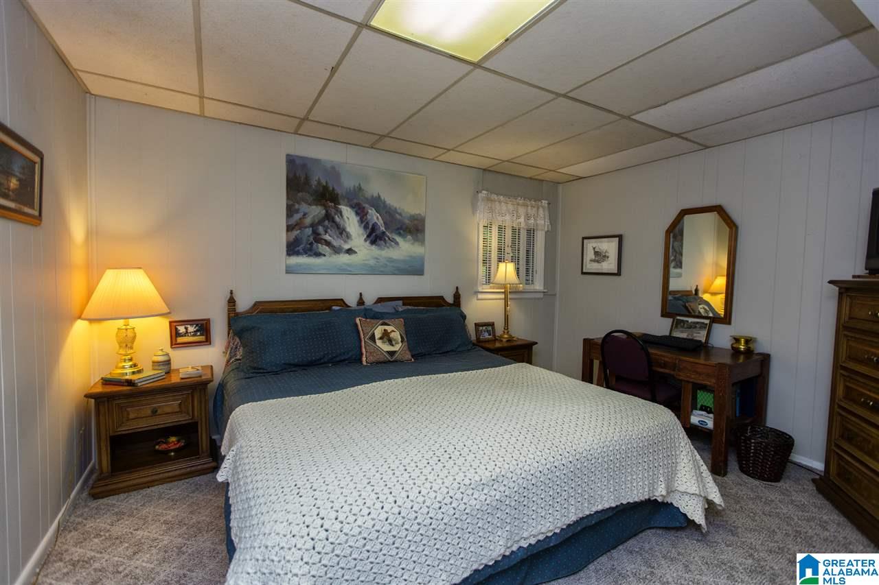 712 South Sanders Road Birmingham, AL 35226 - Photo 35 of 43