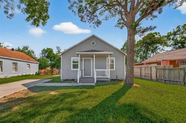 $1,450 | 2313 35th Avenue North, Texas City, TX 77590