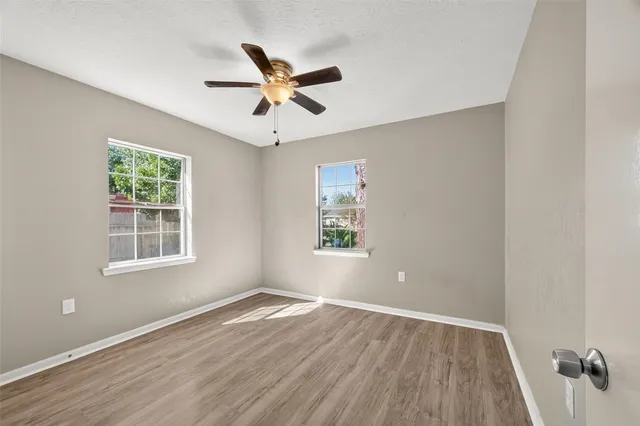 $1,450 | 2313 35th Avenue North, Texas City, TX 77590