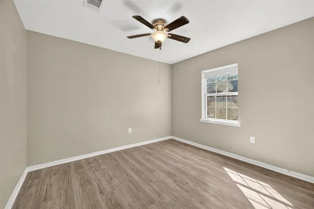 $1,450 | 2313 35th Avenue North, Texas City, TX 77590