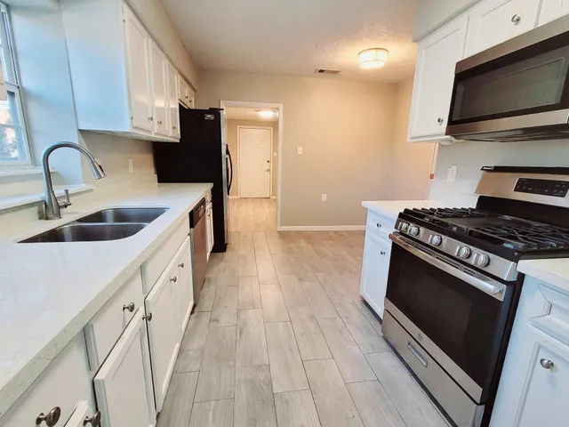 $1,450 | 2313 35th Avenue North, Texas City, TX 77590