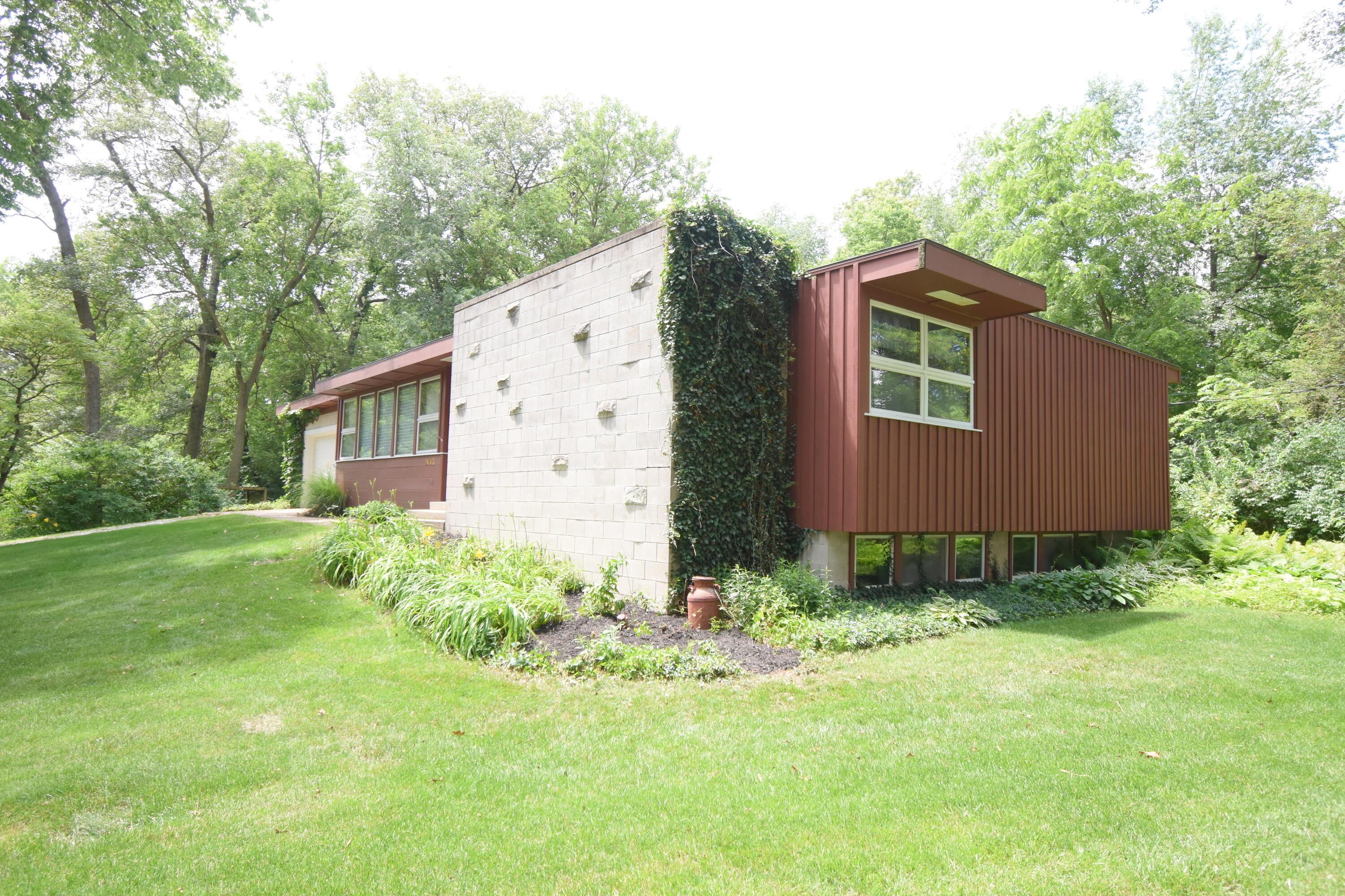 900 Winding Road Rensselaer, IN 47978 - Photo 9 of 56 3000x2000