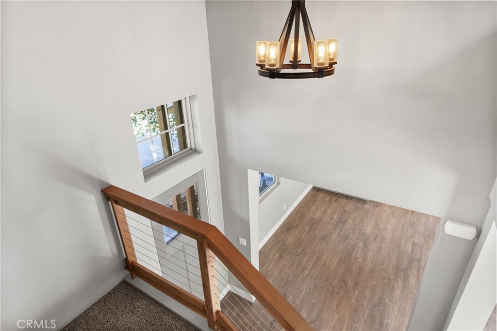 7080 Bella Vista Road Atascadero, CA 93422 - Photo 15 of 40 Staircase.