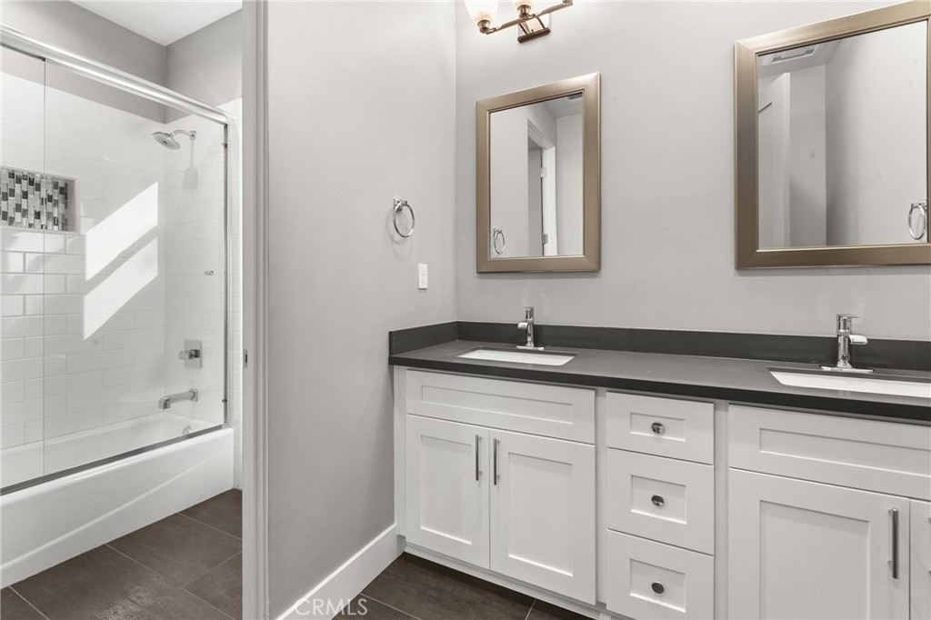 7080 Bella Vista Road Atascadero, CA 93422 - Photo 28 of 40 Upstairs full bath