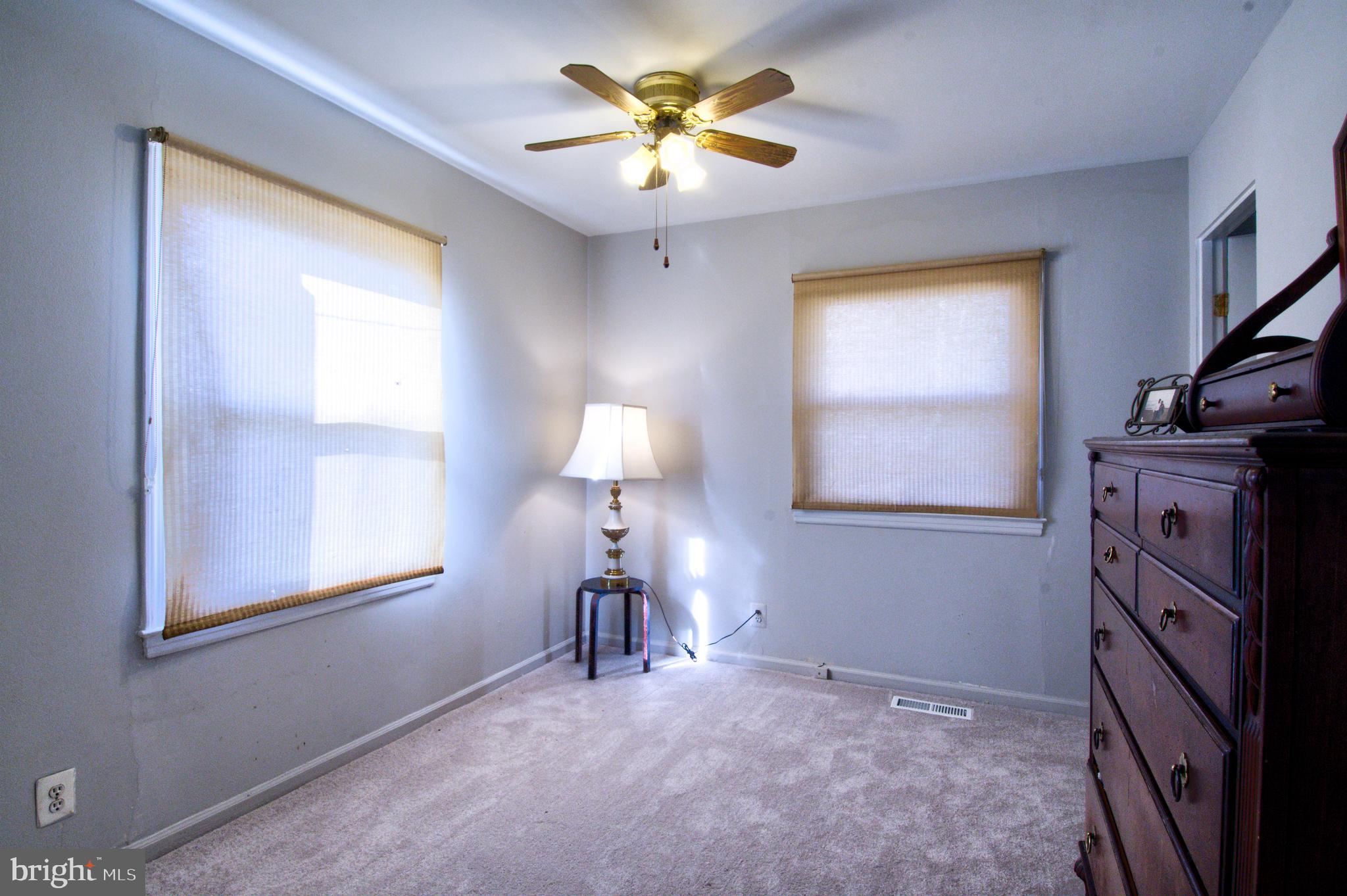 220 West Ash Road Sterling, VA 20164 - Photo 4 of 11 Gallery Image 4